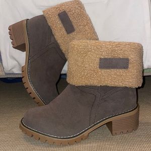 Sued and faux fur boots VARIOUS COLORS